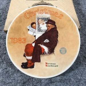 Vintage Knowles Norman Rockwell Christmas Plate 1983 Santa In The Subway COA Box